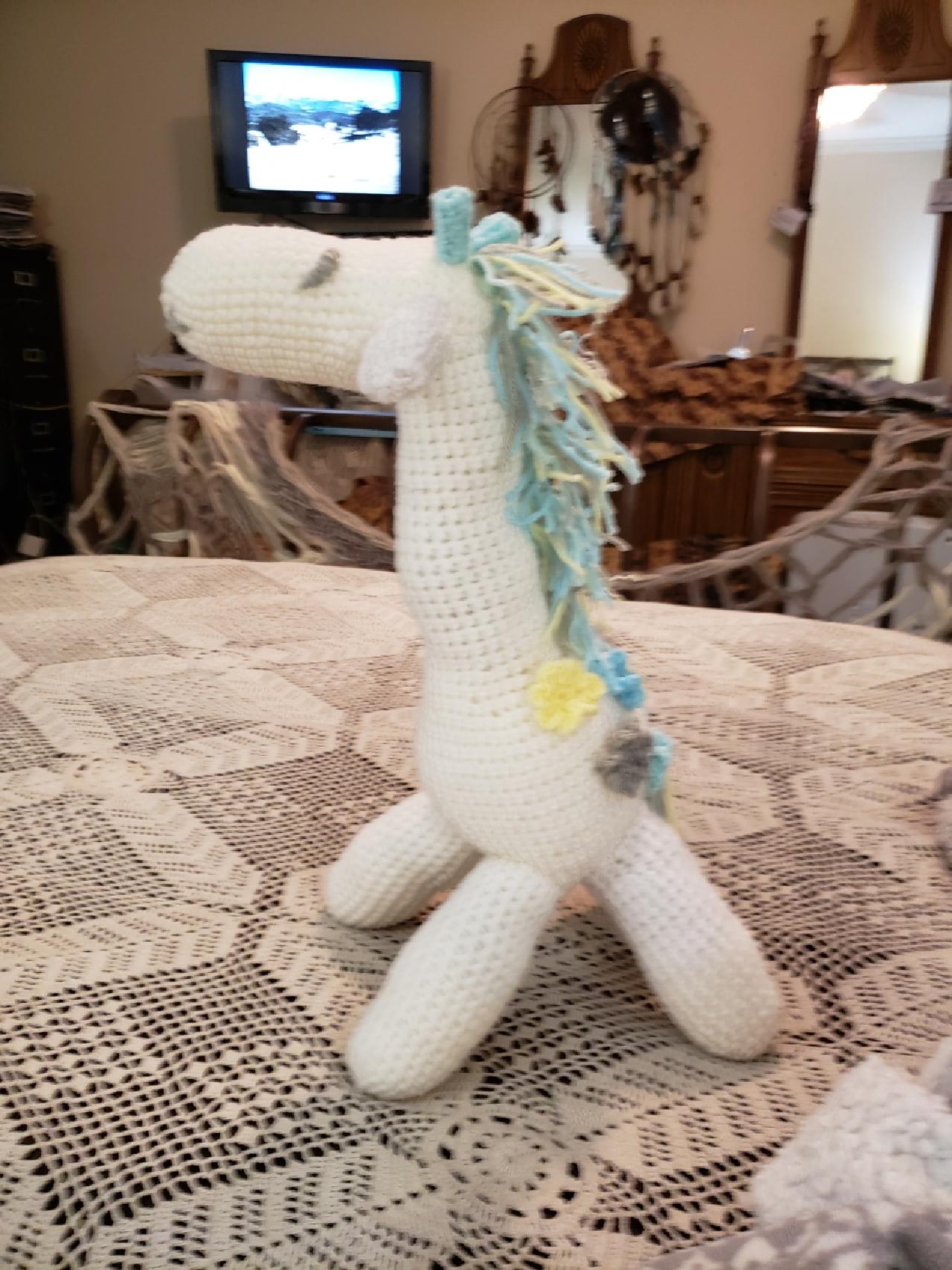 Crocheted Giraffe - DONNA'S DESIGN OF HANDMADE ITEMS